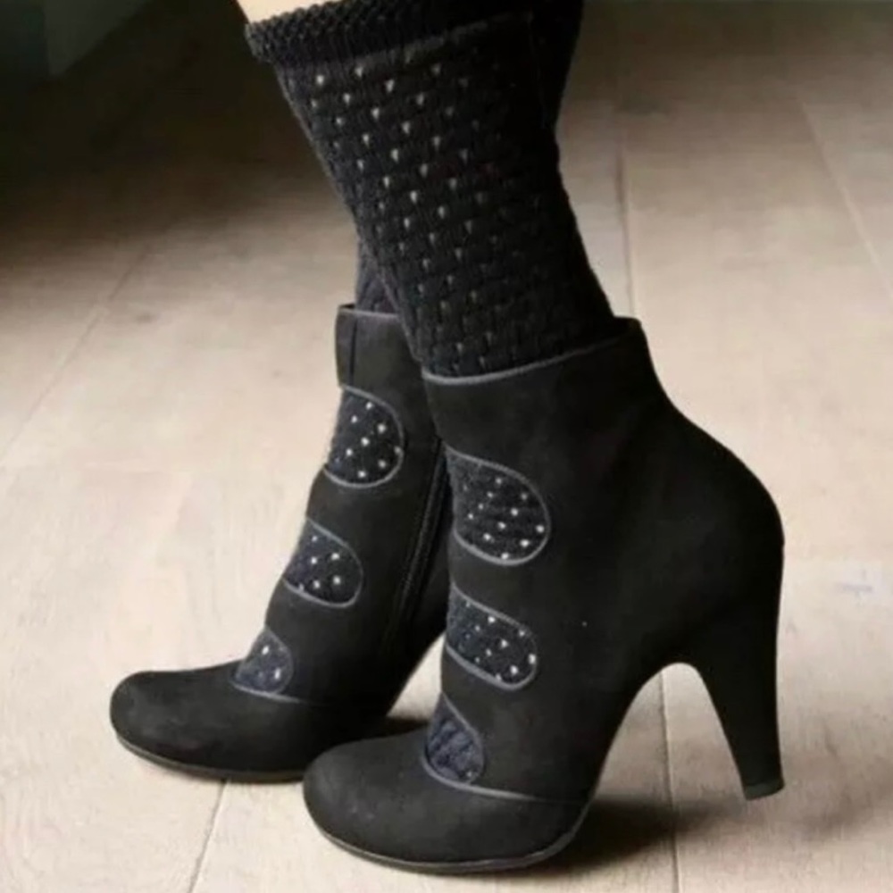 Chie Mihara Anthropologie Black Vestu Ankle Suede  Booties Mary Jane 38.5